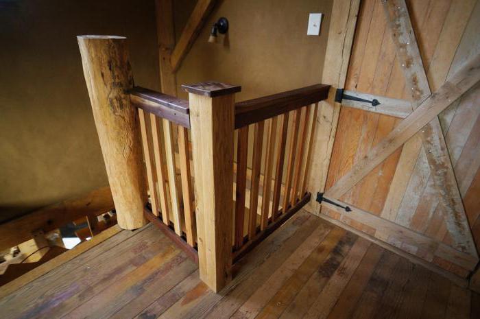 лестница в дом из бревна 